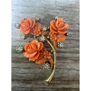 Vintage Faux Floral Coral Rose Brooch With Rhinestones Gold-Tone Metal Retro Sty